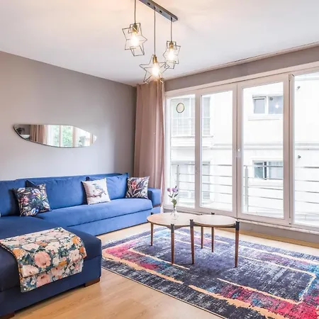 شقة Flat 10 Min To Vadistanbul Mall And Ataturk Forest اسطنبول